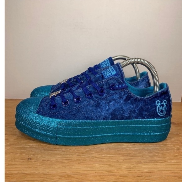 Converse CTAS Platform Miley Cyrus Velvet Glitter Sneaker Size 6.5 Women - Picture 2 of 8